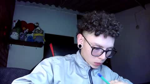 Vicent Brais online show from 02-20-25, 01:25