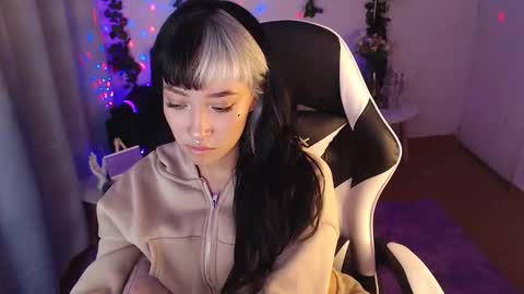 Snapshot of vichannel chatting on 02-10-26, 11:42 vichannel online show from 02-10-26, 11:42