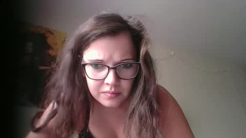 vichyde95 online show from 10-28-25, 05:37