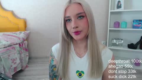 Snapshot of vickyfuckingdoll chatting on 02-24-25, 04:36 vickyfuckingdoll online show from 02-24-25, 04:36