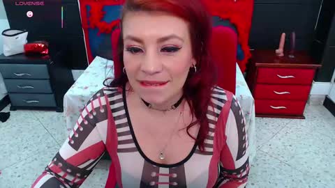 Vicky online show from 02-16-25, 12:19