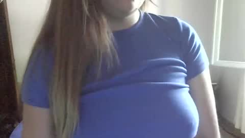 VICKY online show from 01-05-25, 07:39