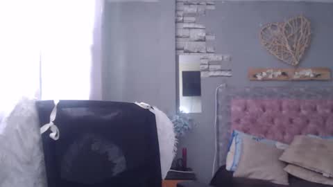 Hi guys   Im victoria  Be the one who can control me in PVT online show from 12-14-24, 05:14