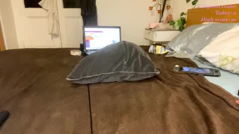 Victoria97 online show from 12-04-24, 04:05