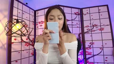  Victoria for you  online show from 10-06-25, 03:04