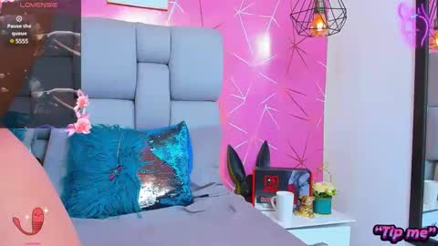 VictoriaBeckers online show from 02-04-25, 05:55