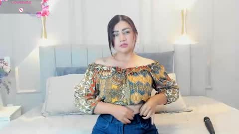 victoria  online show from 10-22-25, 07:13