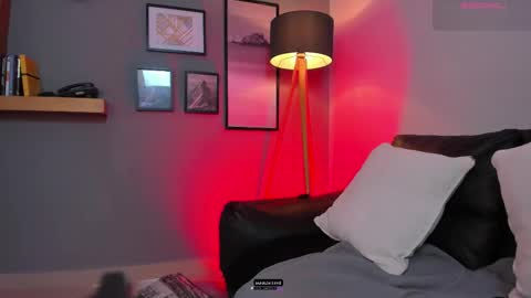 Snapshot of victoria_byte chatting on 03-01-26, 08:55 Victoria online show from 03-01-26, 08:55