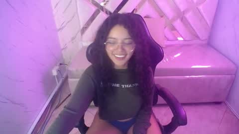 victoria_castillo_b online show from 03-11-25, 09:24