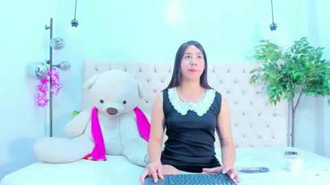 Victoria online show from 11-28-25, 07:16