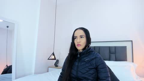 valentina online show from 11-23-25, 09:31