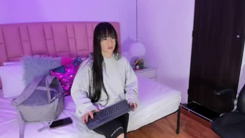 valentina online show from 01-14-26, 11:49