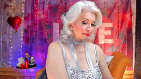 diorvictoria9 online show from 02-02-25, 07:25