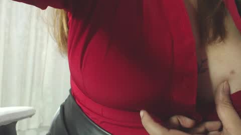 victoria_floyd1 online show from 02-11-25, 02:25