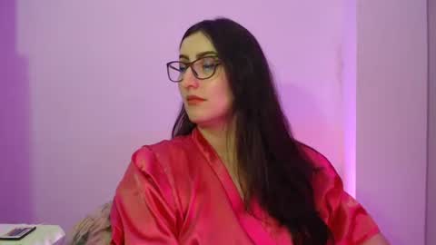 Victoria online show from 03-06-25, 08:48