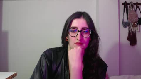 Victoria online show from 02-10-26, 08:57