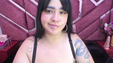 Snapshot of victoria_rossy_ chatting on 01-10-25, 03:27 Victoria online show from 01-10-25, 03:27