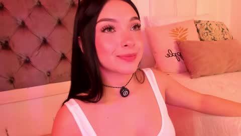 Snapshot of victoria_watsson chatting on 09-22-25, 12:18 victoria_watsson online show from 09-22-25, 12:18