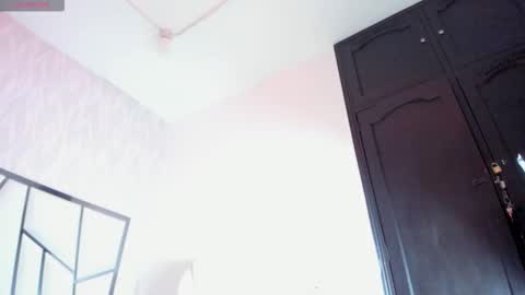 Victoria Sofia online show from 01-15-26, 07:17