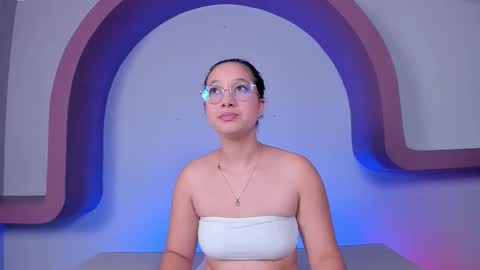 Vicky online show from 12-15-25, 07:40