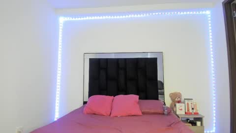 VICTORIA online show from 03-07-25, 12:01