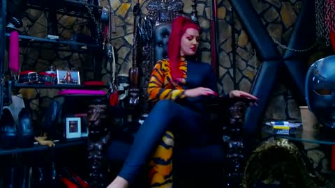 Victoria Heller online show from 01-29-25, 07:04