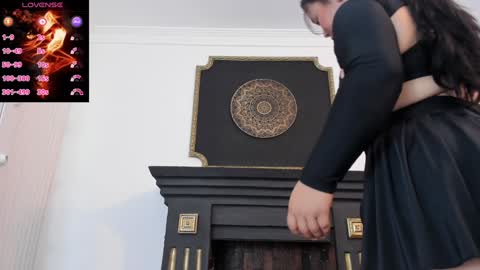 Snapshot of victoriajk chatting on 01-31-25, 12:17 Victoria online show from 01-31-25, 12:17