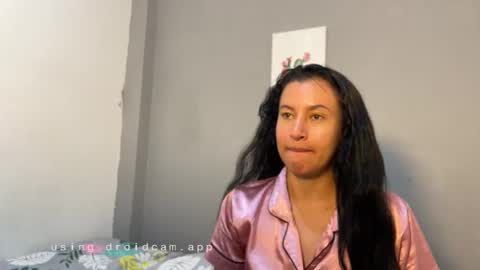 VICTORIA online show from 12-15-25, 01:32