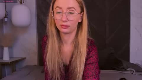 Victoria online show from 11-10-25, 05:50