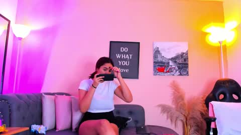 Snapshot of victoriazans chatting on 02-17-26, 03:47 Victoriazans online show from 02-17-26, 03:47