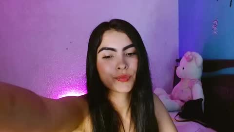 victoriia_henao_ online show from 03-05-26, 05:14