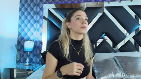 victtoria lee online show from 01-12-25, 06:49