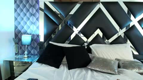 victtoria lee online show from 02-22-25, 10:52