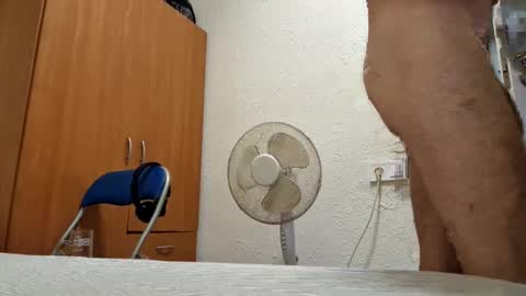 Snapshot of vigo83gz chatting on 09-17-25, 06:09 vigo83gz online show from 09-17-25, 06:09