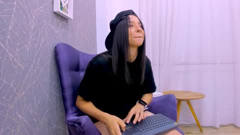 Snapshot of viictoriiasaenz chatting on 01-11-26, 01:54 viictoriiasaenz online show from 01-11-26, 01:54