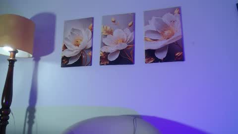 VIOLET  online show from 02-10-26, 11:47