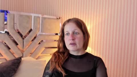 Violeta online show from 12-13-24, 10:34