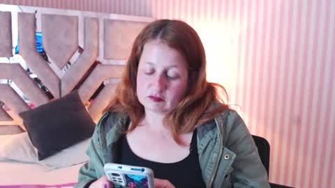 Violeta online show from 12-27-24, 10:26