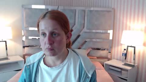 Violeta online show from 01-19-25, 08:51