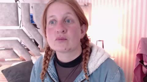 Violeta online show from 01-27-25, 09:55