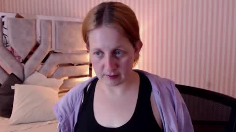 Violeta online show from 02-24-25, 01:02