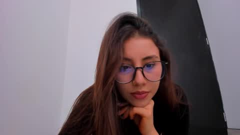 Snapshot of viithoney chatting on 10-30-25, 04:52 viithoney online show from 10-30-25, 04:52