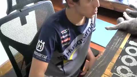 Snapshot of vikernescam chatting on 09-20-25, 06:53 Vikernescam online show from 09-20-25, 06:53