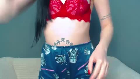 Viki Kelt online show from 12-15-24, 03:45