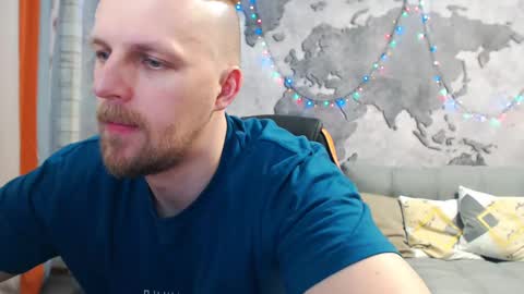 Snapshot of vikingchrisss chatting on 01-16-25, 11:04 vikingchrisss online show from 01-16-25, 11:04