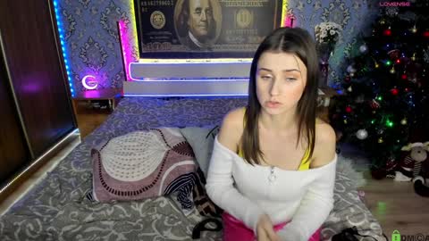 Snapshot of vikki_and_george chatting on 01-21-25, 11:02 vikki and george online show from 01-21-25, 11:02