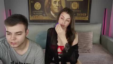 Snapshot of vikki_and_george chatting on 09-12-25, 08:09 vikki and george online show from 09-12-25, 08:09