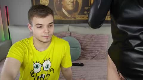 Snapshot of vikki_and_george chatting on 09-13-25, 08:19 vikki and george online show from 09-13-25, 08:19