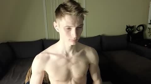 Max online show from 11-28-25, 03:47