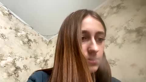 Sweett online show from 12-17-24, 06:24